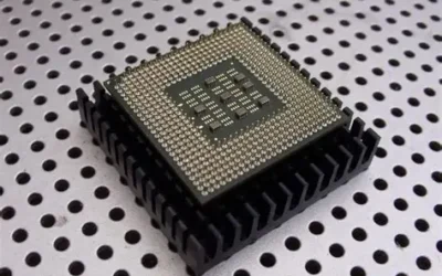 IBM Photonics: Quando la Luce Sostituisce l’Elettricità, e Salva il Pianeta (-90%)